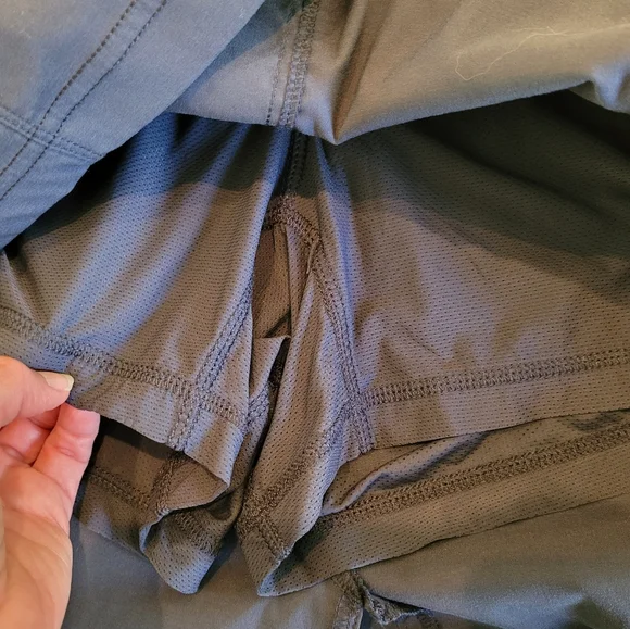 Duluth Trading Co Womens Dry On the Fly Skort/Skirt Gray Size 12 Hiking Outdoor. - Picture 11 of 12